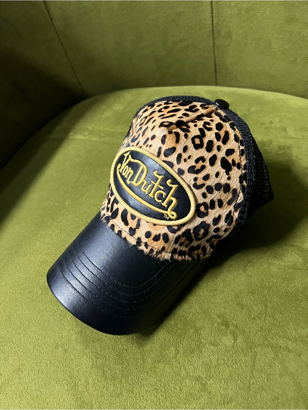 Von Dutch Leopard Print Cap with Black Brim and Exclusive Gold Logo - Picture 2 of 11
